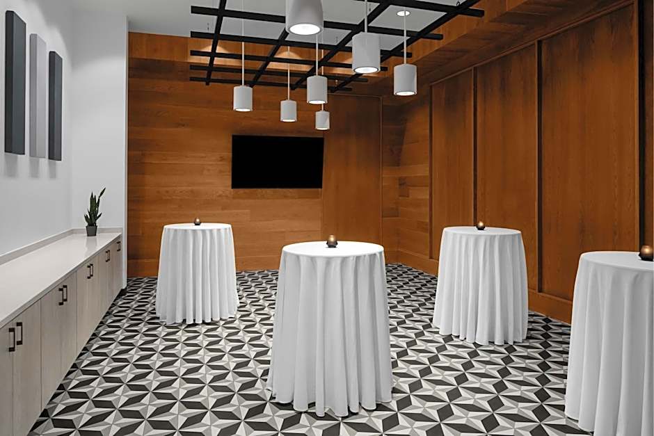 Renaissance by Marriott Columbus Westerville-Polaris Hotel