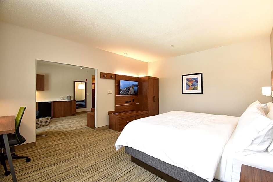 Holiday Inn Express By IHG