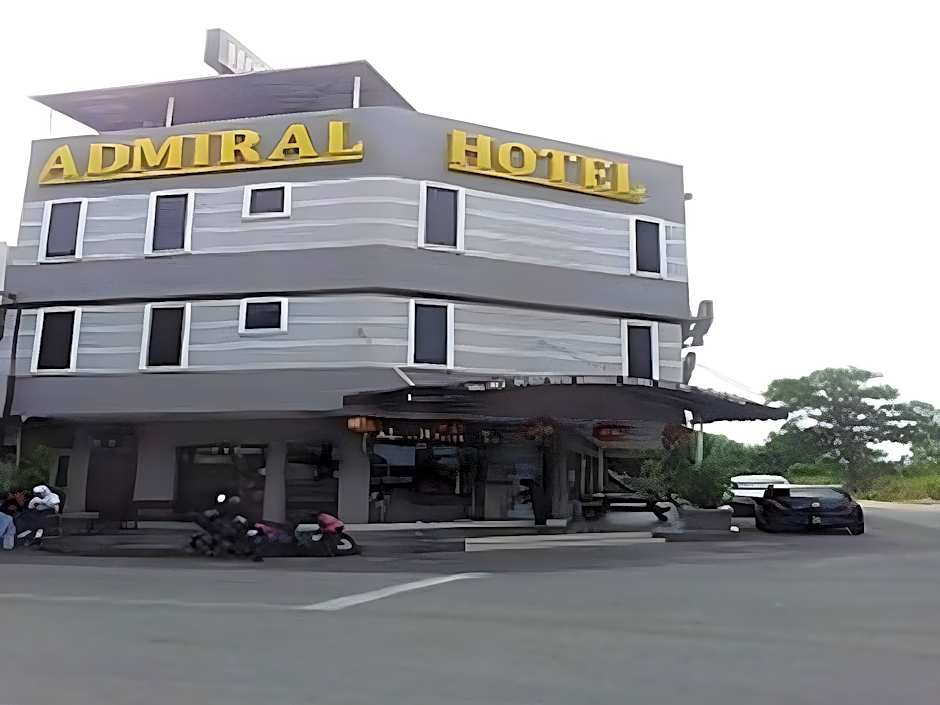 Admiral Hotel