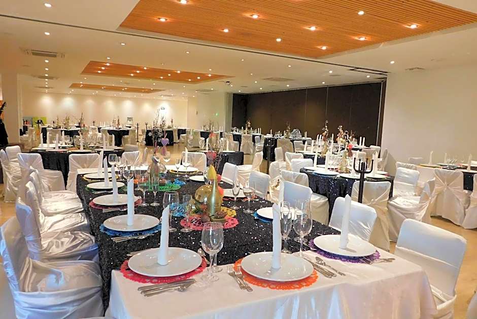 Hotel Palacio Azteca Tijuana, Trademark by Wyndham