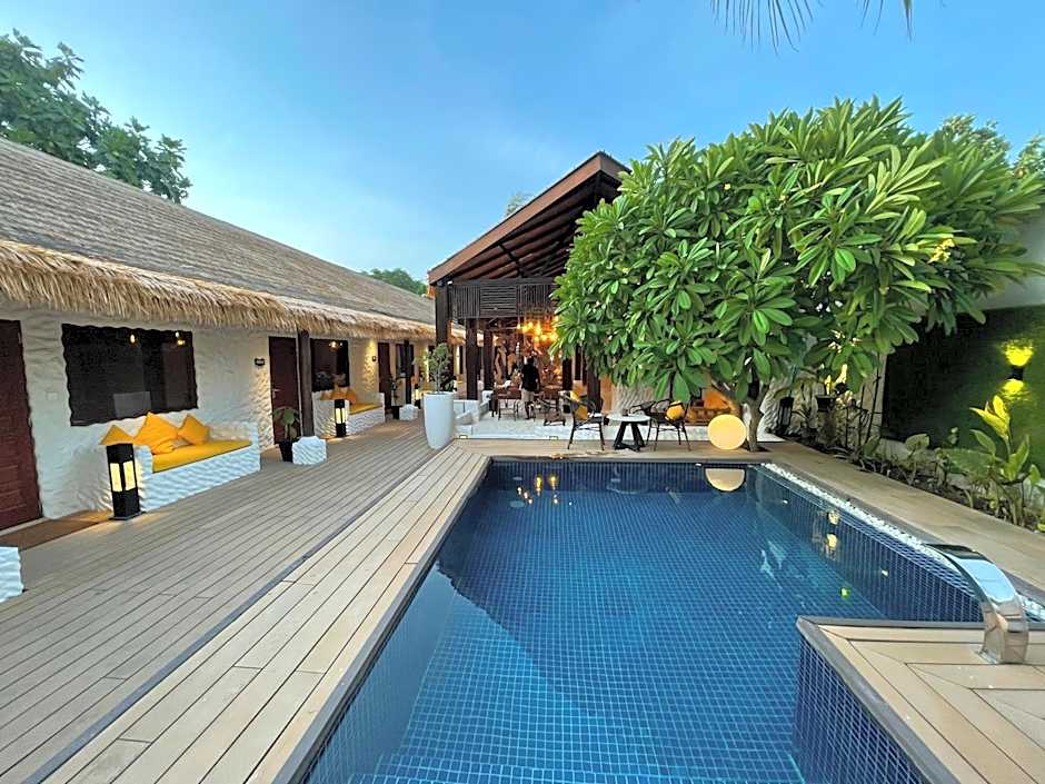 Photo 1 of 50 of Atholhu Residence