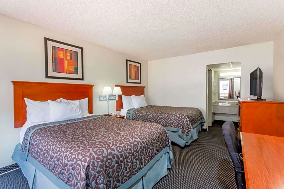Days Inn by Wyndham Charlottesville/University Area