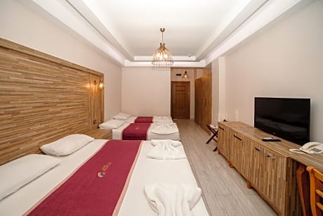 Twin Room with Balcony