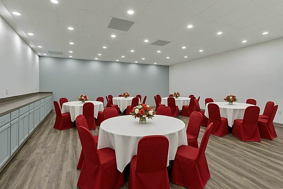 Suburban Studios Salt Lake City Airport