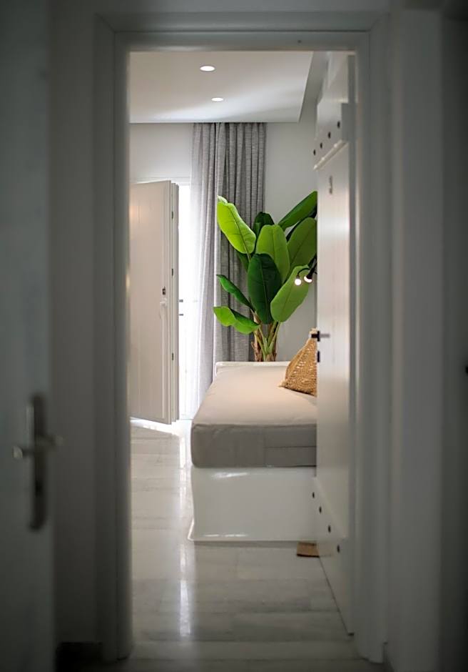 TERRA FOS NAXOS STUDIOS