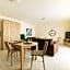 Yachting Residence - Private Dock, Lake Access & SPA