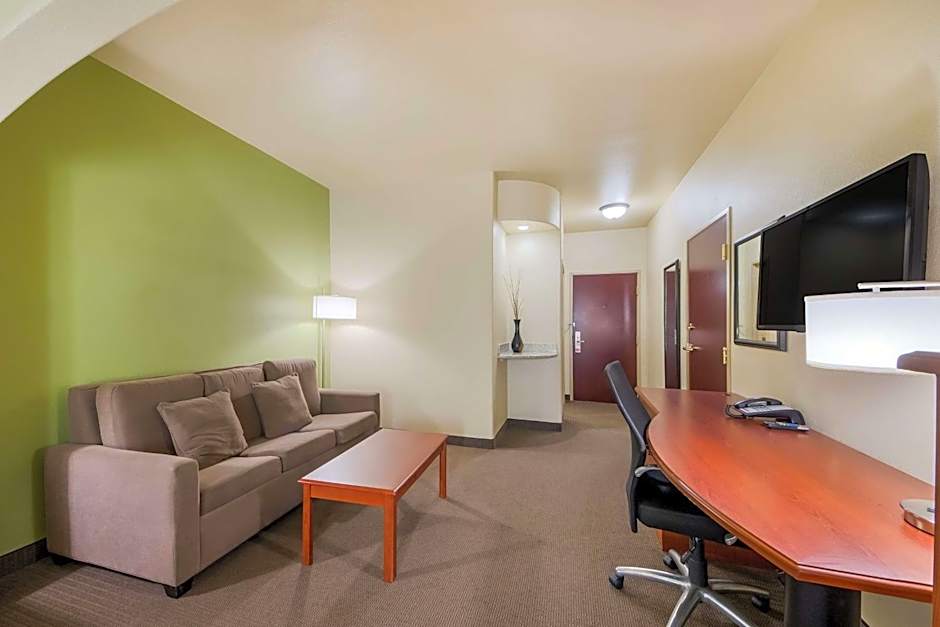 SureStay Plus Hotel by Best Western San Antonio SeaWorld