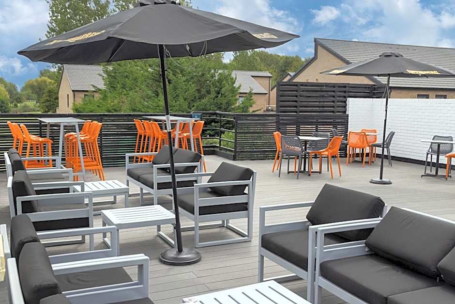 Cambridge Bar Hill Hotel, BW Signature Collection