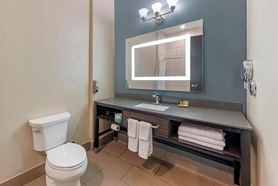 Best Western Plus Pflugerville Inn & Suites