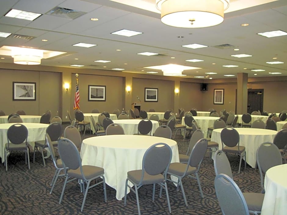 Best Western Plus Kingston Hotel And Conference Center