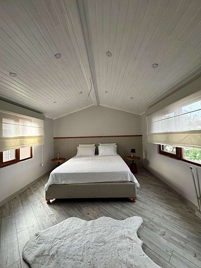 Garden Bungalows and Suites
