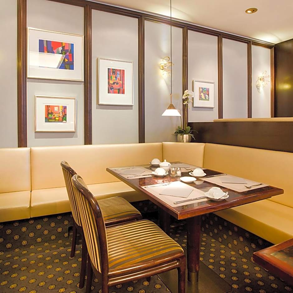 Gildors Hotel