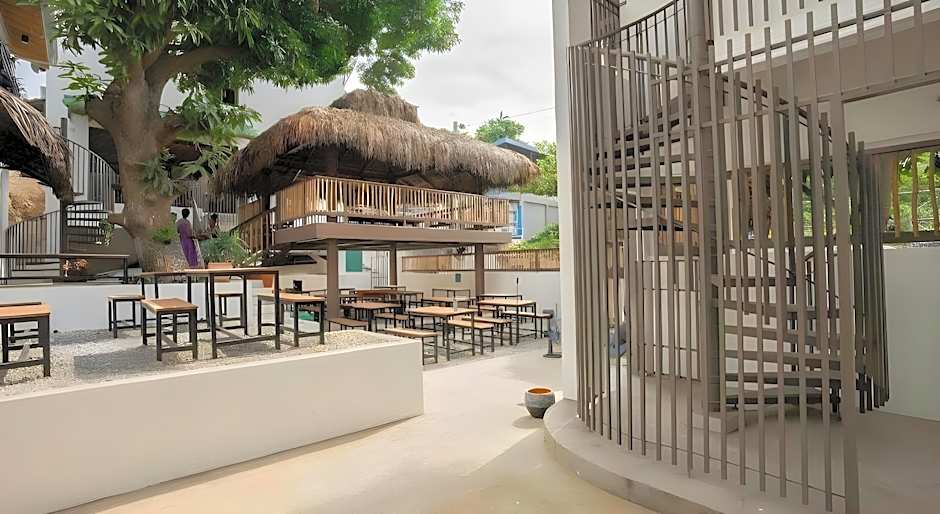 The Circle Hostel La Union
