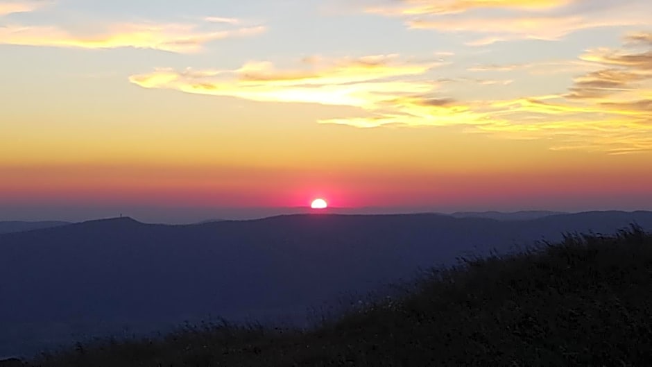 VALRELEY, chambres et table d'hôtes eco-friendly avec bain nordique au sud du massif du Jura