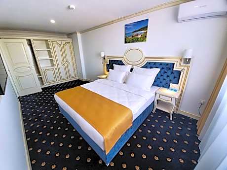 Deluxe Junior Suite