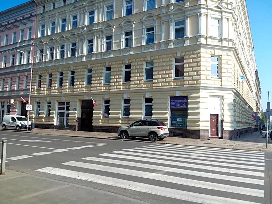 Hostel Tulip - pokoj 6 ze wspolna lazienka i kuchnia