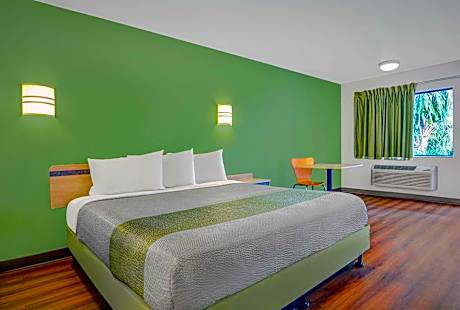 Motel 6-Tallahassee, FL - Downtown