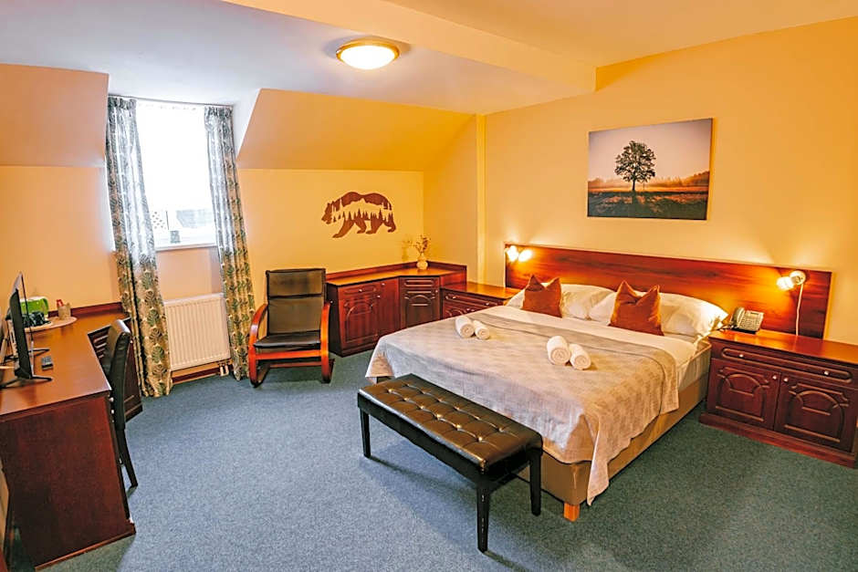 Greenwood hotel