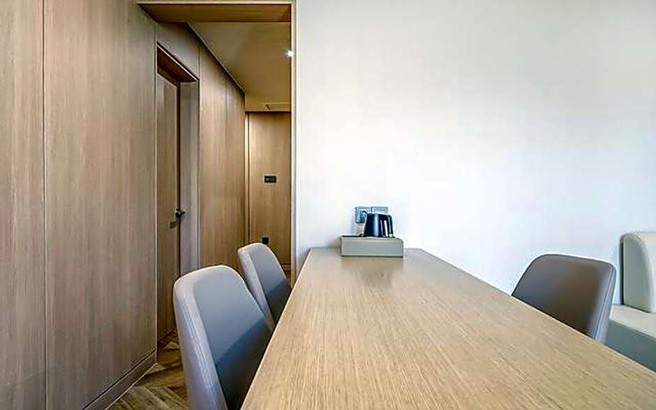 H Avenue Hotel Hwamyeong-dong