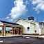 Cobblestone Inn & Suites - Ambridge