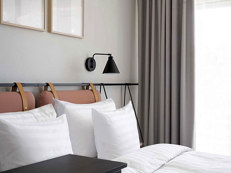 Oru Hub Hotel Tallinn - Handwritten Collection
