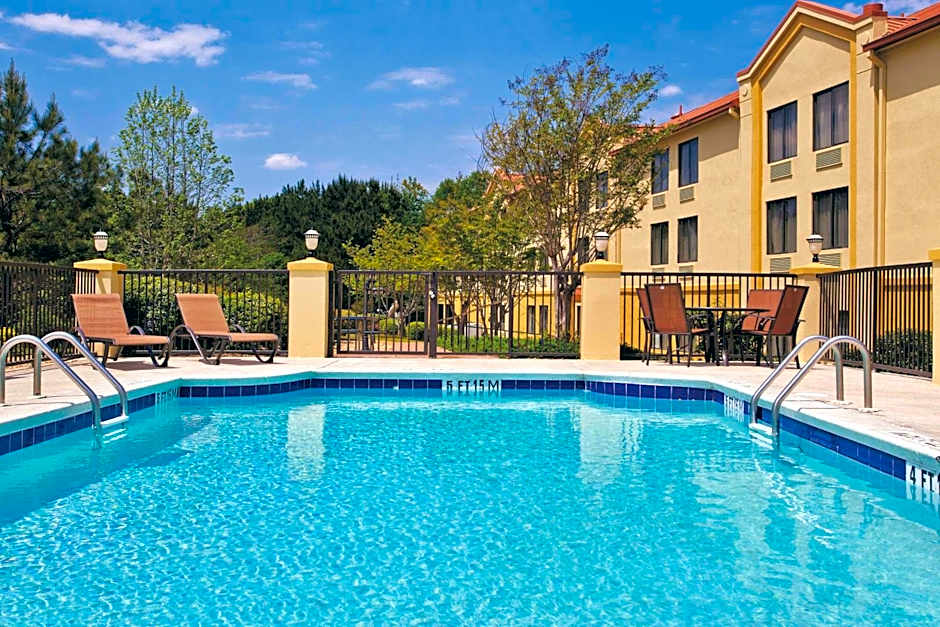 La Quinta Inn & Suites by Wyndham Lagrange / I-85