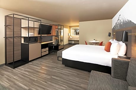 Premium Room, with California King Bed