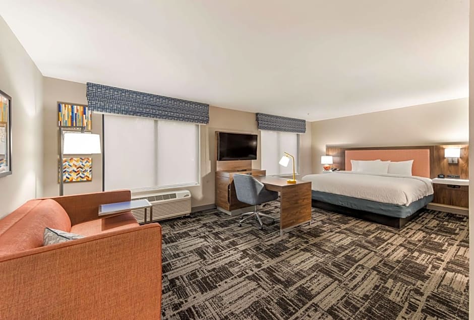 Hampton Inn By Hilton & Suites Benton Harbor, MI