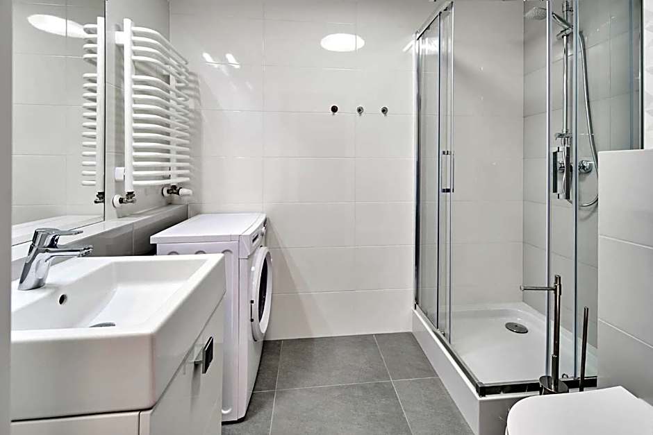 Symphony City Square Aparthotel