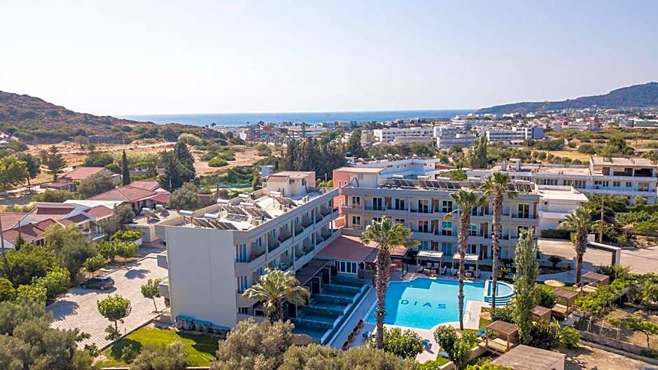 Dias Studios & Suites