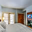 Solara Suite with Indoor Pool / Hot tub / Parking