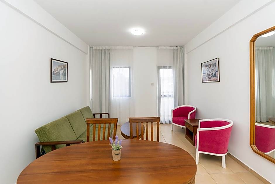 Flora Hotel Apartments