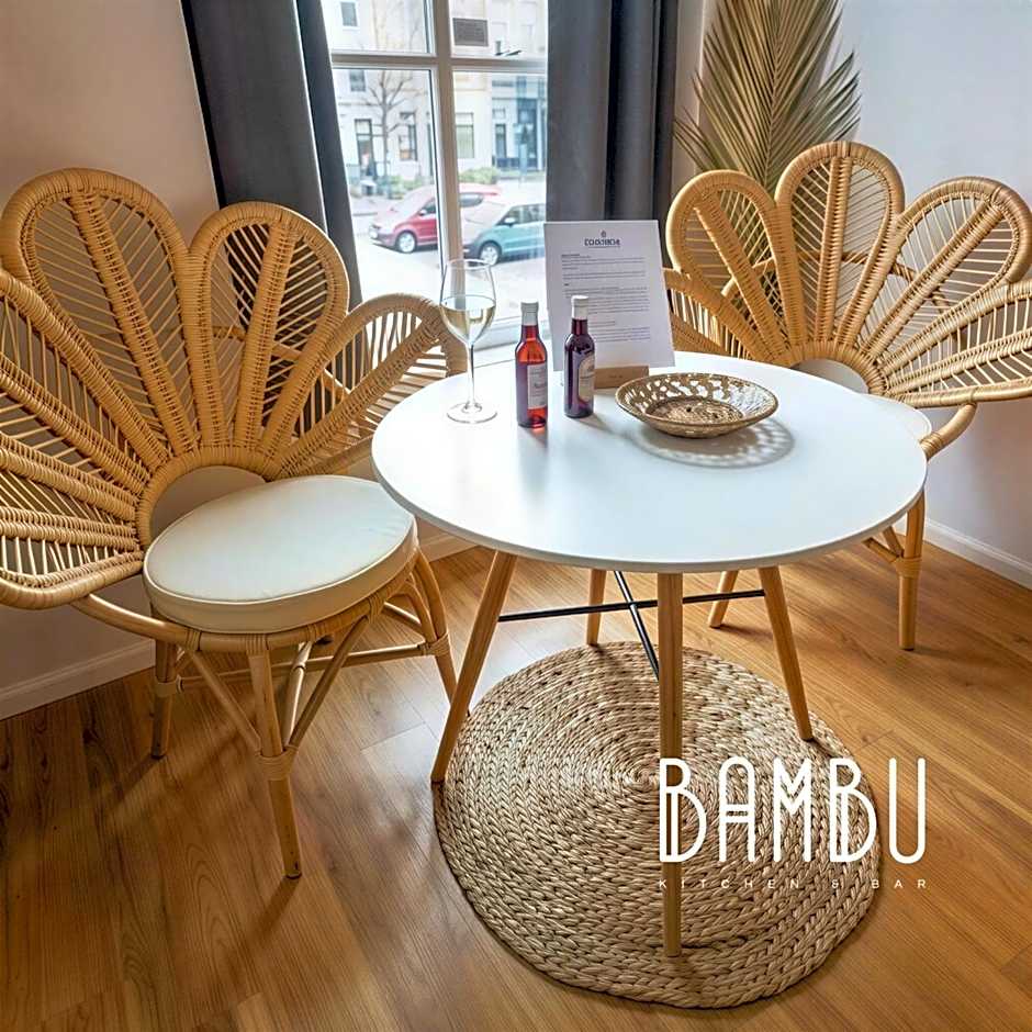 Bambu Kitchen & Bar - Hotel Restaurant
