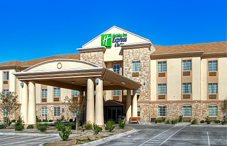Holiday Inn Express & Suites Pecos, an IHG Hotel