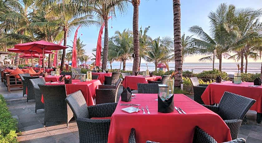 Legian Beach Hotel