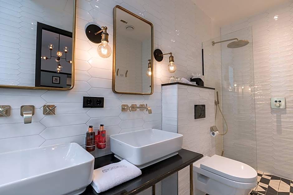 The Hendrick's Hotel