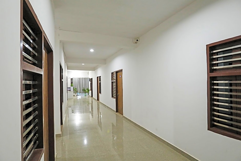 Hotel O Yuvraj Plaza