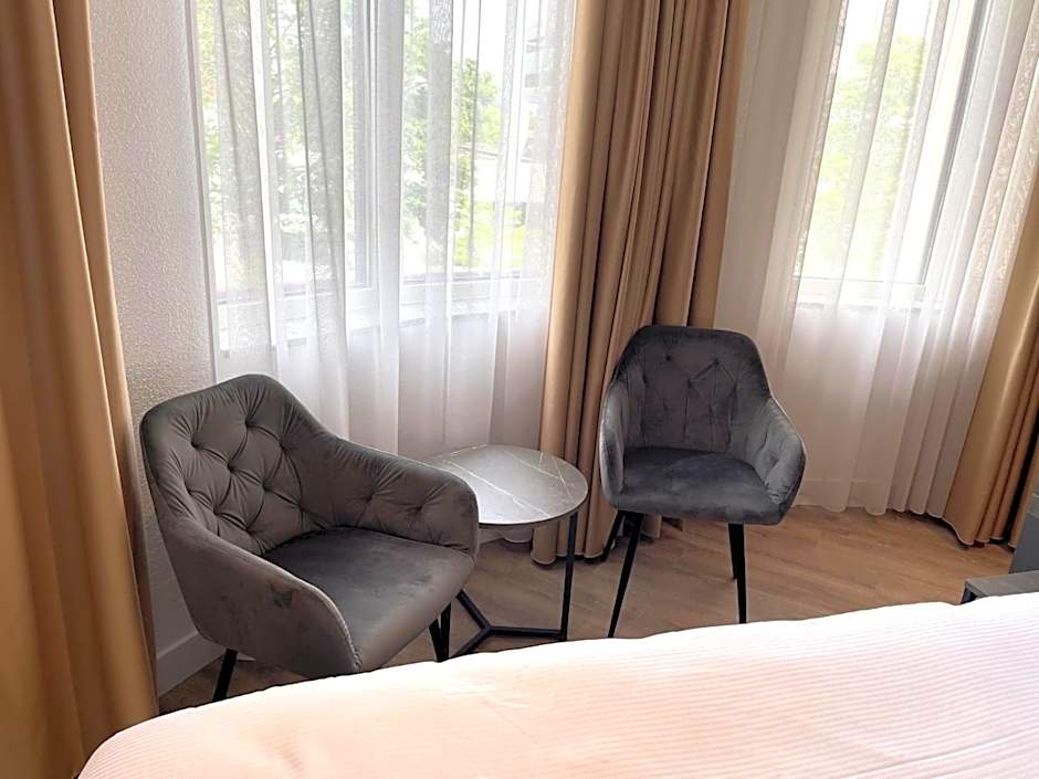 OZO Hotels Antares Airport