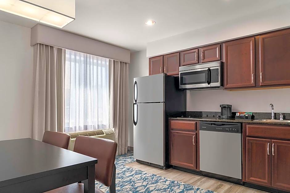Homewood Suites By Hilton Cambridge-Arlington