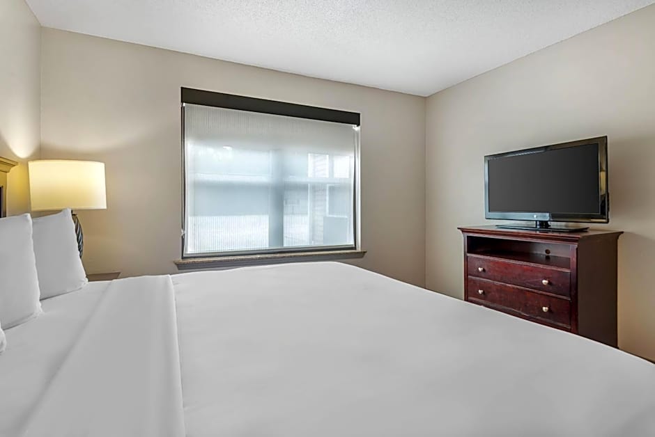 Country Inn & Suites by Radisson, Hiram, GA