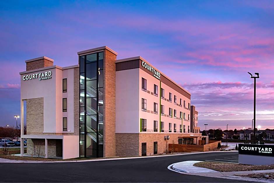 Courtyard by Marriott Kansas City Olathe