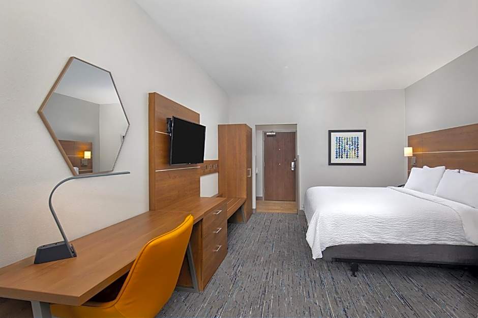 Holiday Inn Express & Suites - Carrollton West By IHG