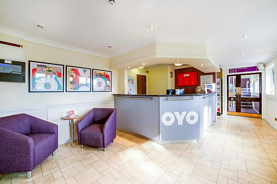 OYO Lakeside Haydock Hotel, St Helens, A580 East Lancs, Garswood Old Road