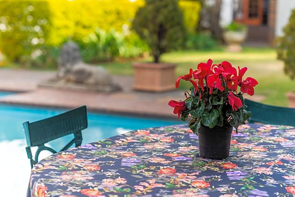 5th Avenue Gooseberry Guest House