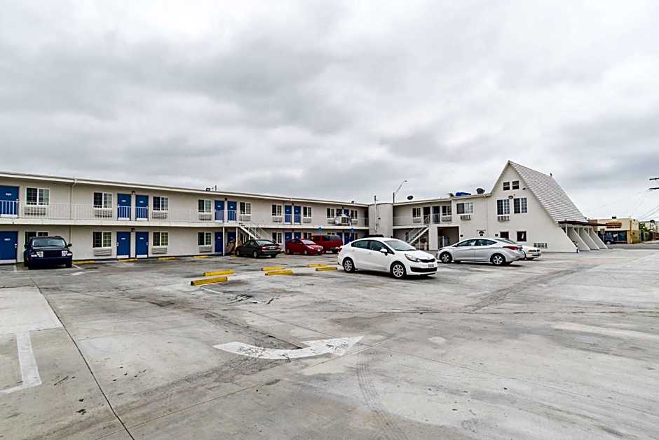 Motel 6-Long Beach, CA - International City