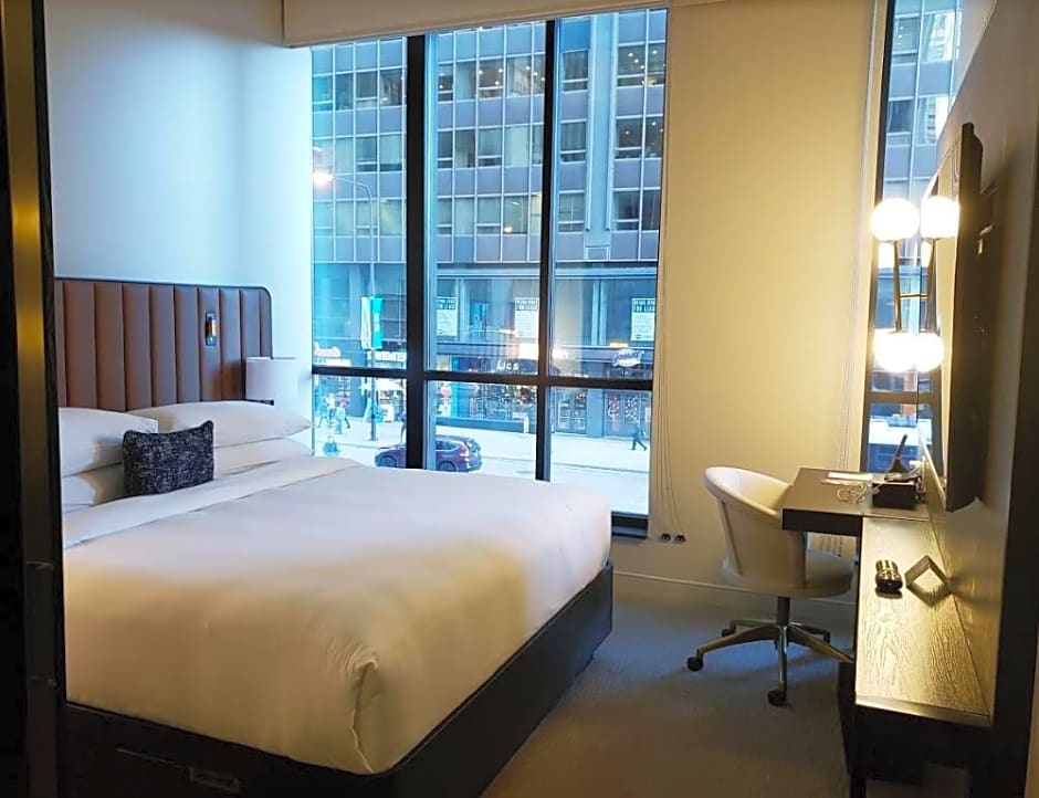 Arlo Chicago