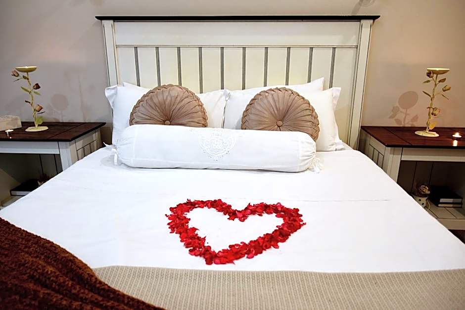 Riviera Hotel & Chalets