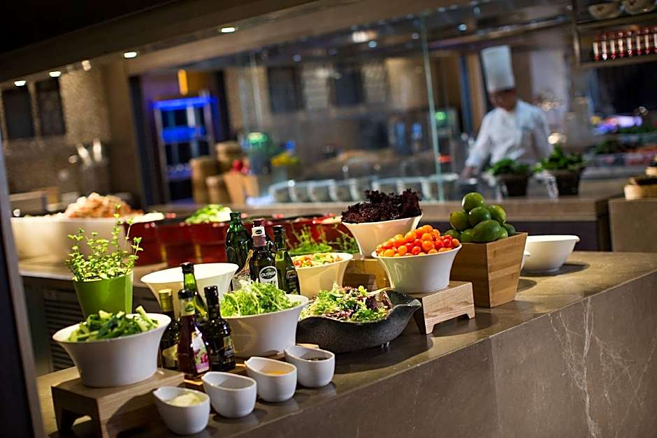 Renaissance by Marriott Suzhou Hotel