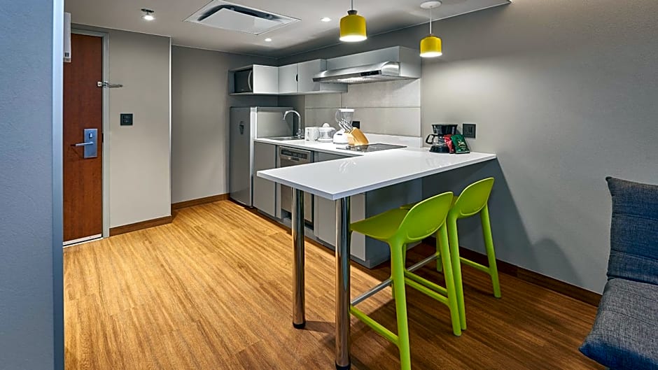 City Express Suites by Marriott Queretaro