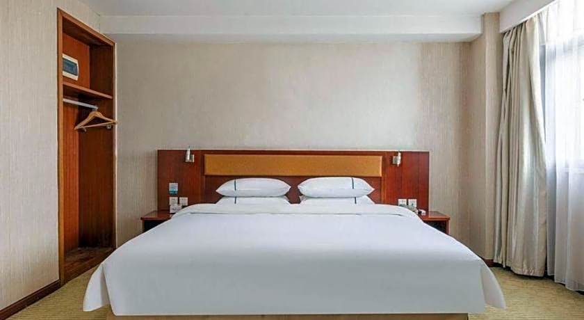 City Comfort Inn Xiangyang Railway Station